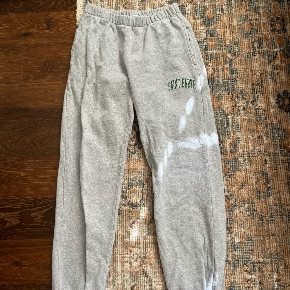 Brandy Melville Gray Sweatpants Relaxed Fit Elastic Waistband